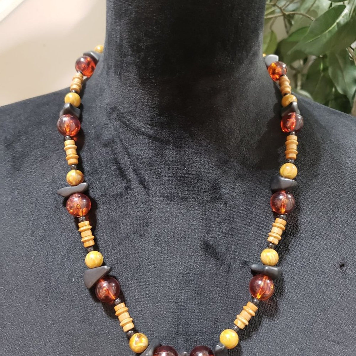 Womens Fashion Multicolor Rhinestones Beaded Collar Necklace with Lobster Clasp