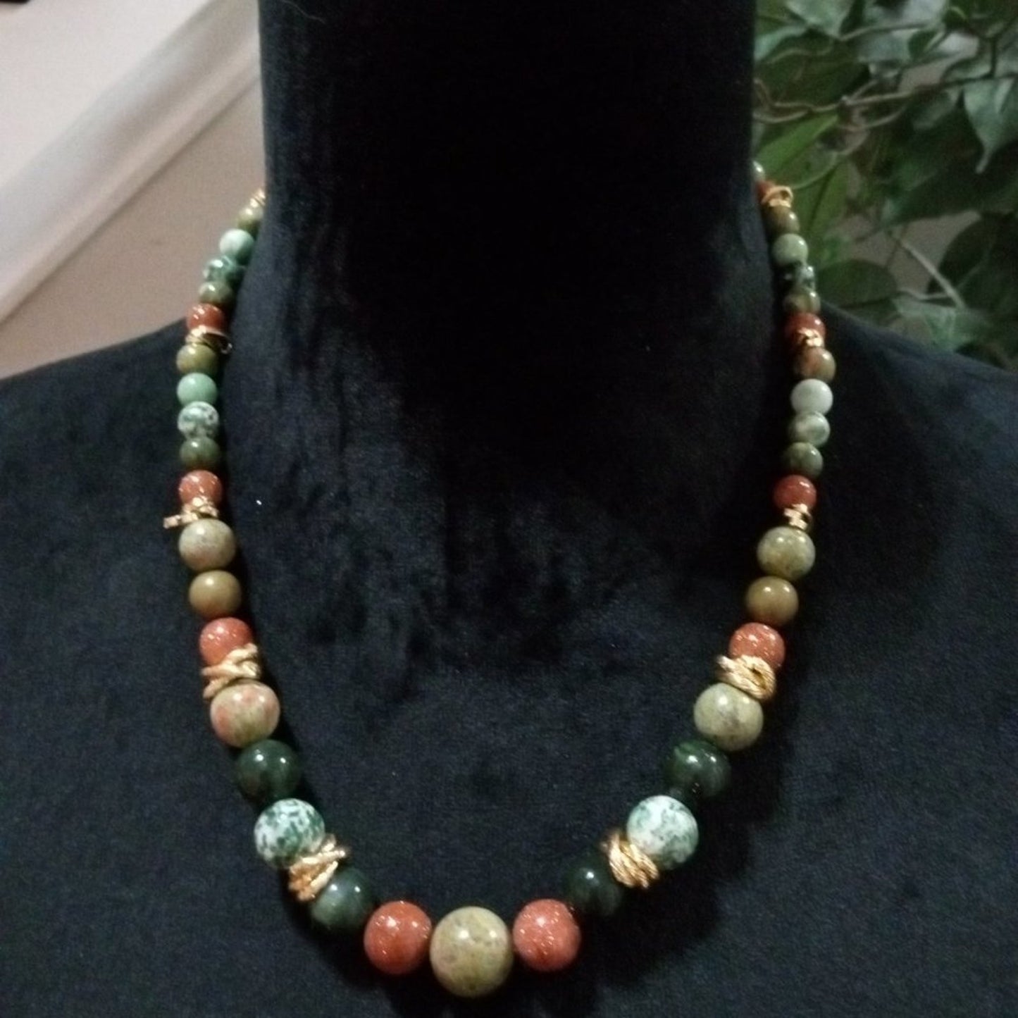 Womens Fashion Multicolor Chunky Pearl Beaded Collar Necklace with Lobster Clasp