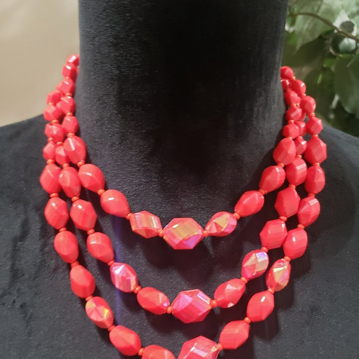Womens Fashion Red Faceted Beaded Tripple Necklace with Lobster Clasp