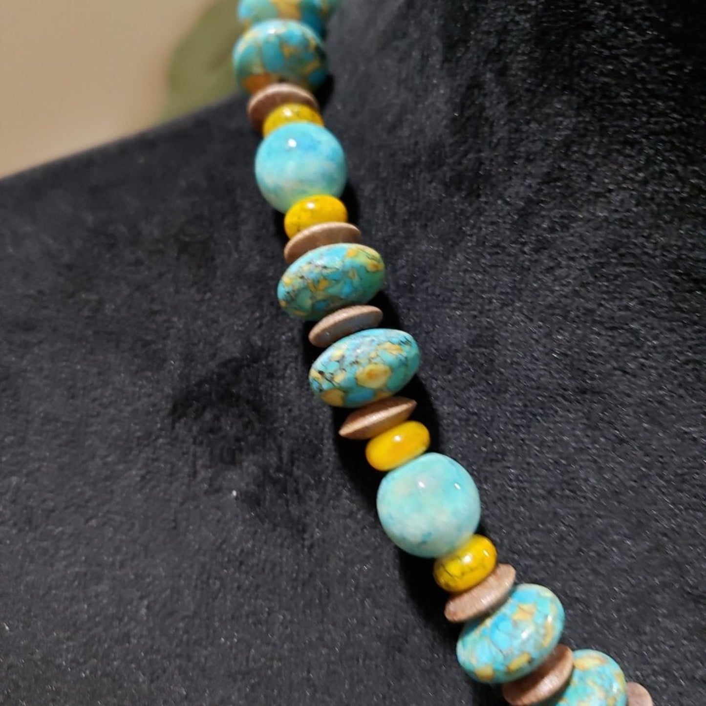 Womens Fashion Multi Round Turquoise Beaded Collar Necklace with Heart Clasp