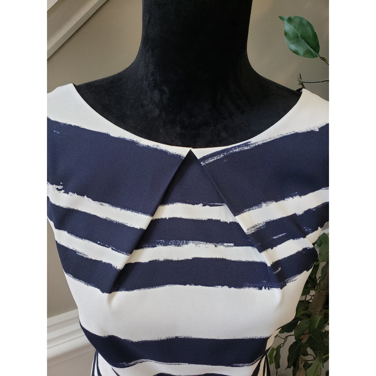 AB Studio Dress Women 16 Navy White Sheath Sleeveless Striped Career Stretch