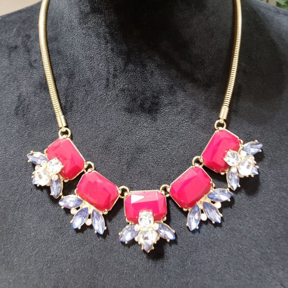 Chico's Womens Fashion Faceted Rhinestones Beaded Floral Statement Bib Necklace