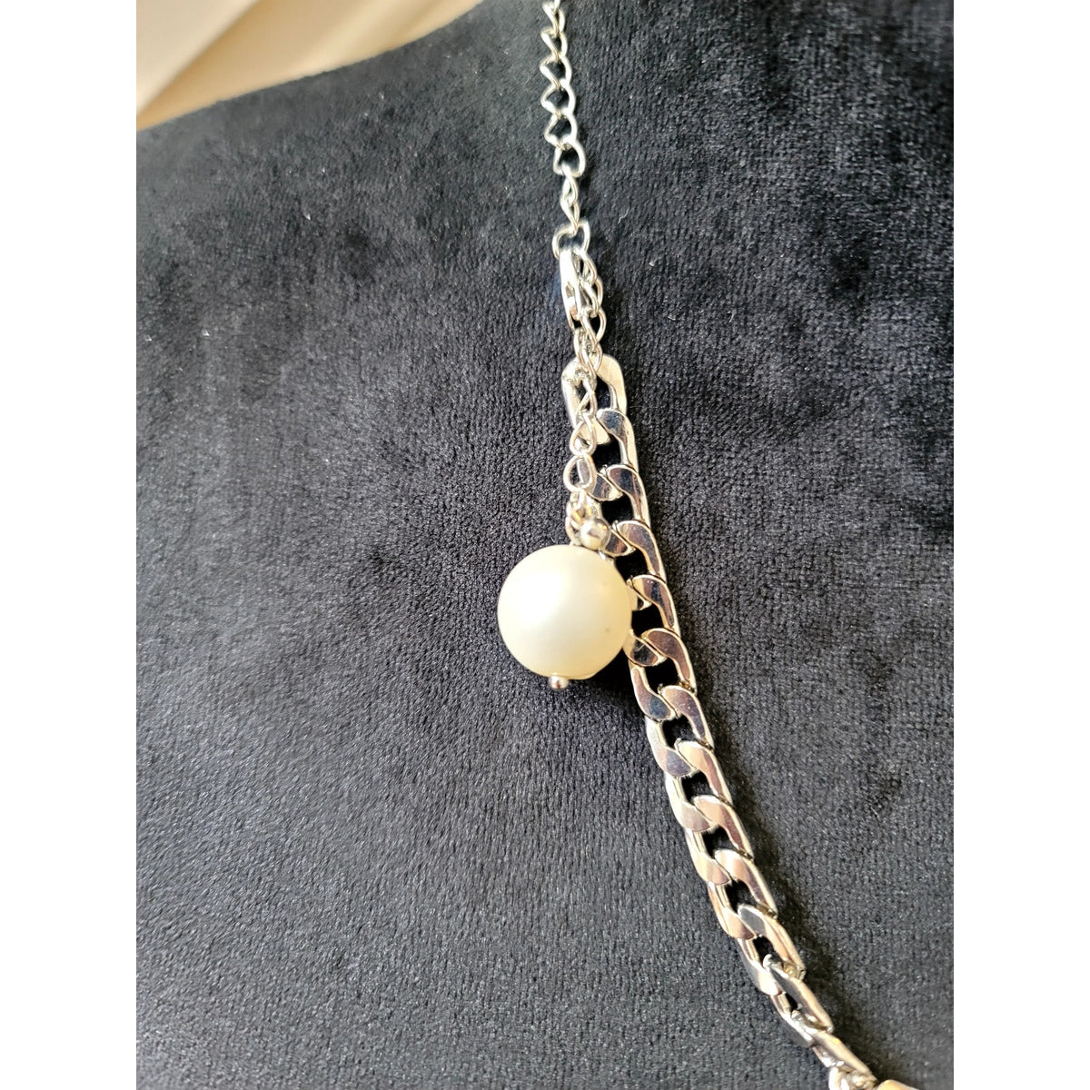 Vintage Faux Pearl Cluster Statement Necklace Silver Tone Rhinestone Pendant