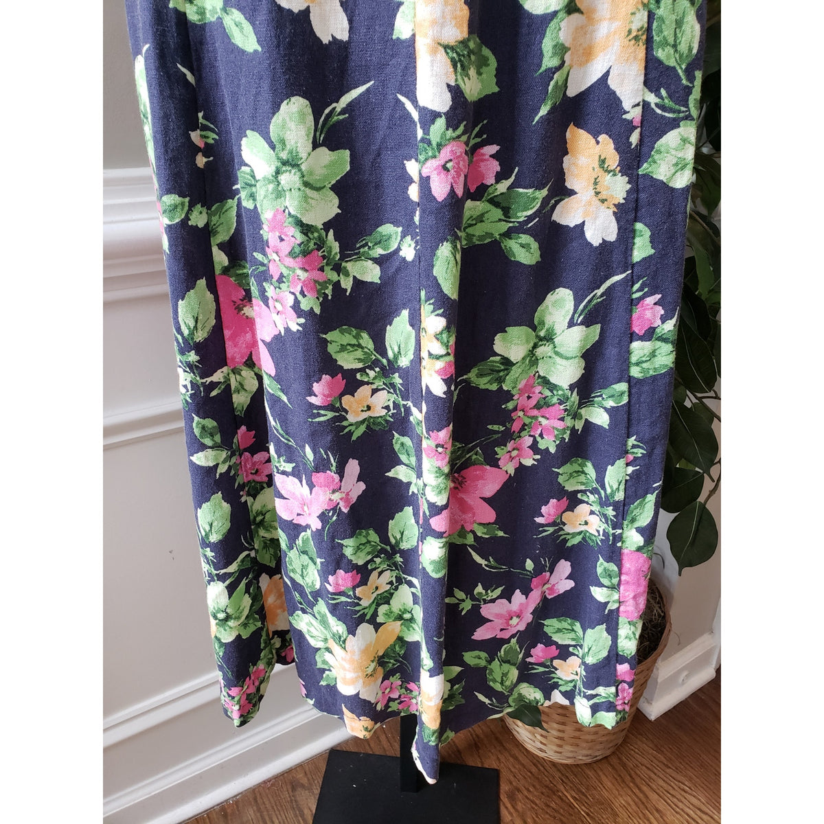 Old Navy Long Maxi Dress Women's Size M Blue Floral Sweetheart Neck Sleeveless