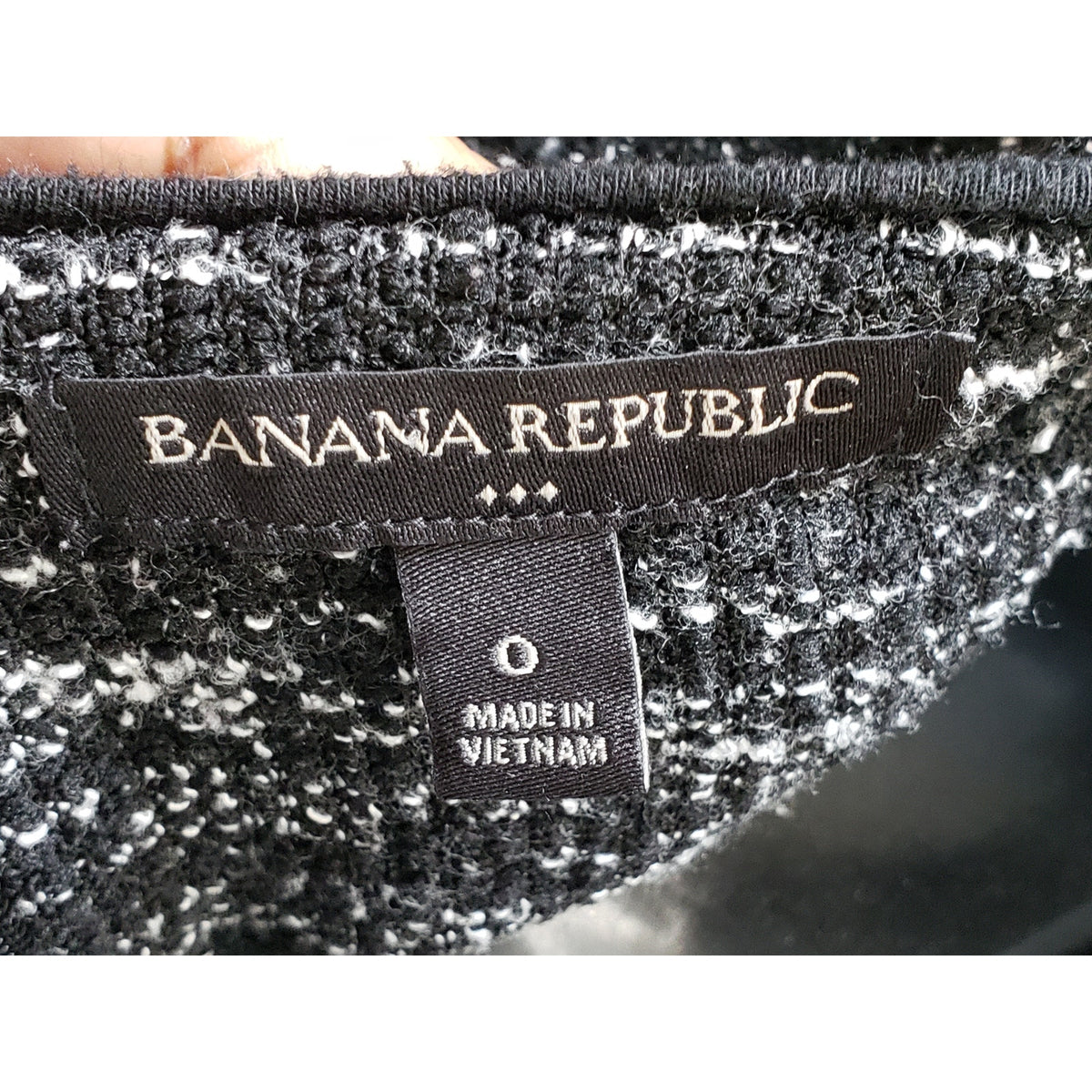 Banana Republic Shift Dress Womens Size 0 Black Space Dye Round Neck Back Zip