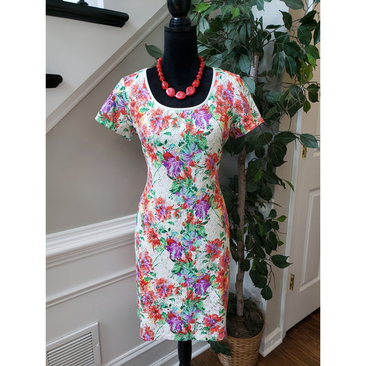 Ronni Nicole Sheath Dress Womens Size Medium Multi Lace Floral Lined Scoop Neck