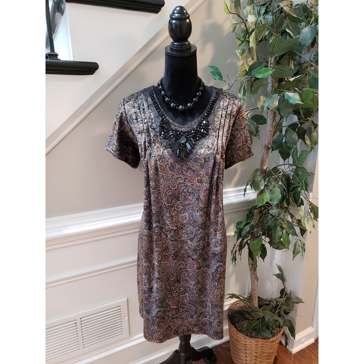 Crea Mure Dress Women Size 8 Brown Paisley Velvet Beaded Neck Boho Short Sleeve