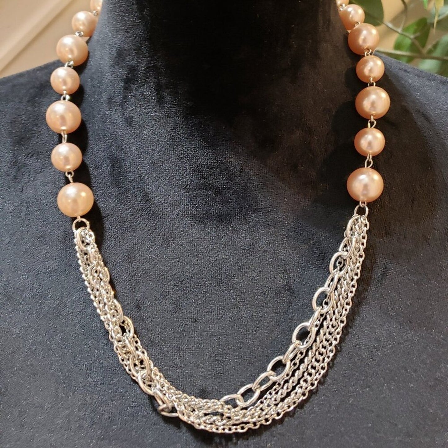 Women's Natural Pearl Round Beaded with Gold Link Chain Necklace Lobster Clasp