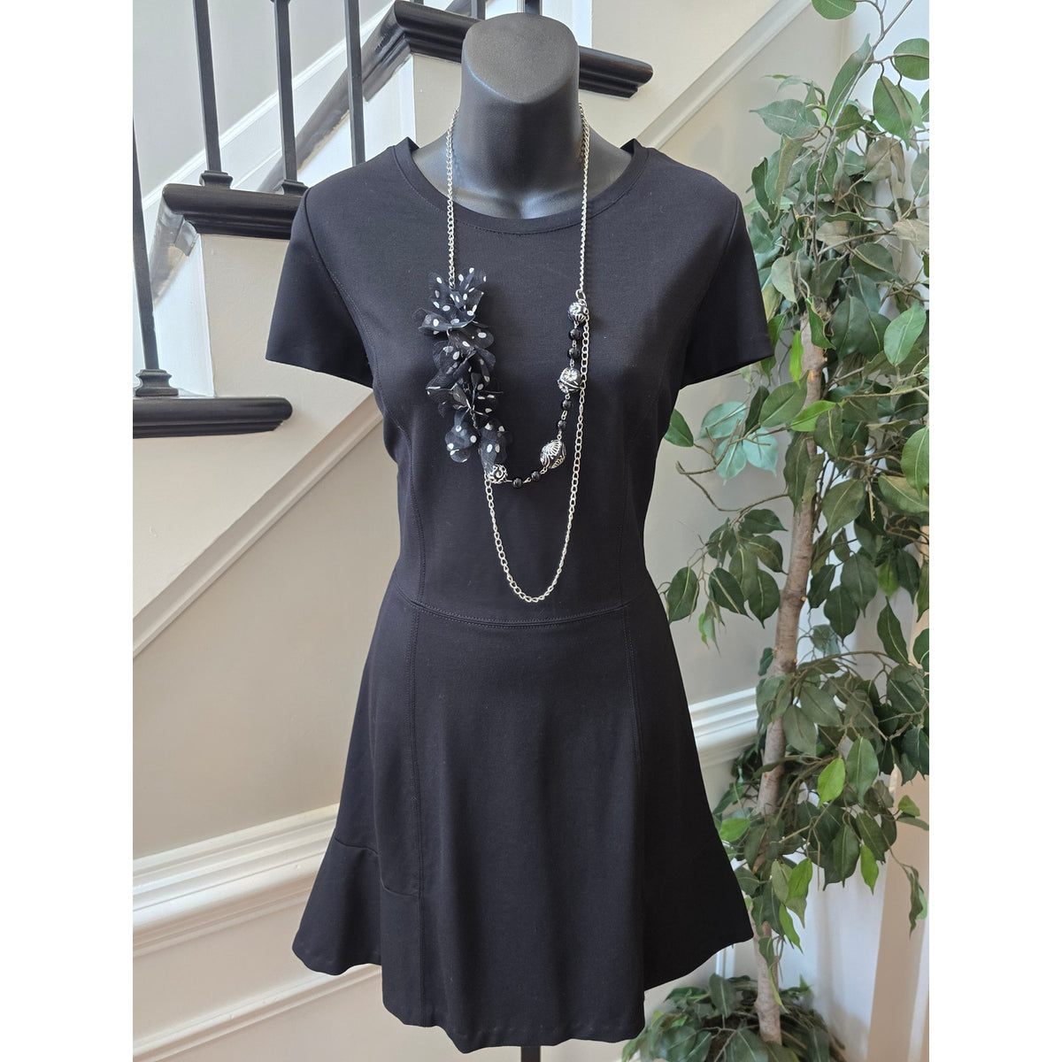Mango Skater Dress Women's Small Black Drop-Waist Short Sleeves Zipper Back