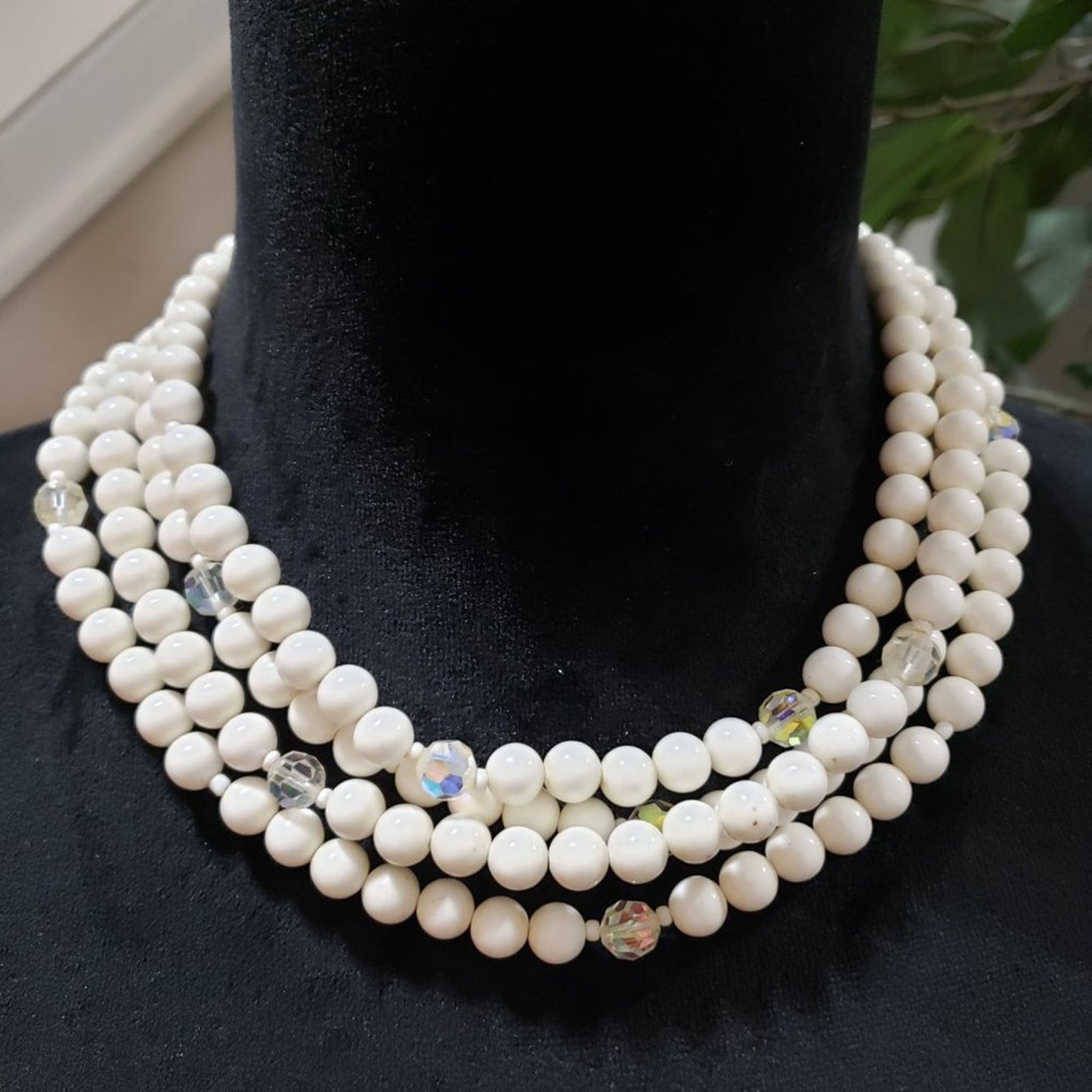 Womens Fashion White Faux Pearl 4-Layered Choker Necklace Jewelry Adjustable