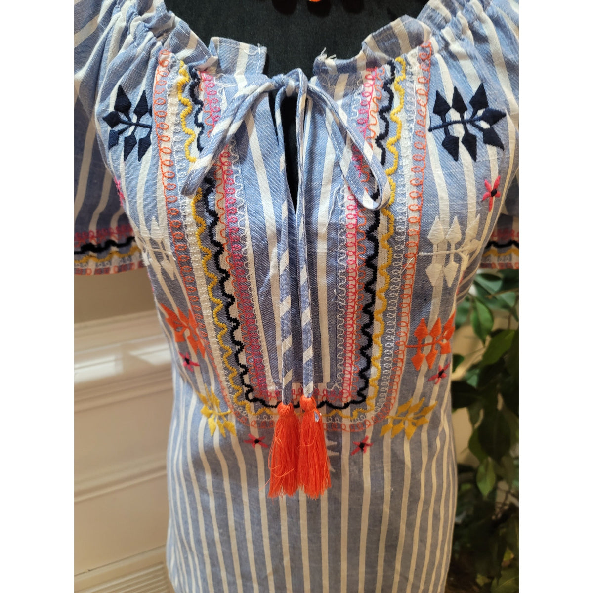 THML Blouse Top Women's Small Blue/White Stripe Elastic Neck Raglan Sleeves