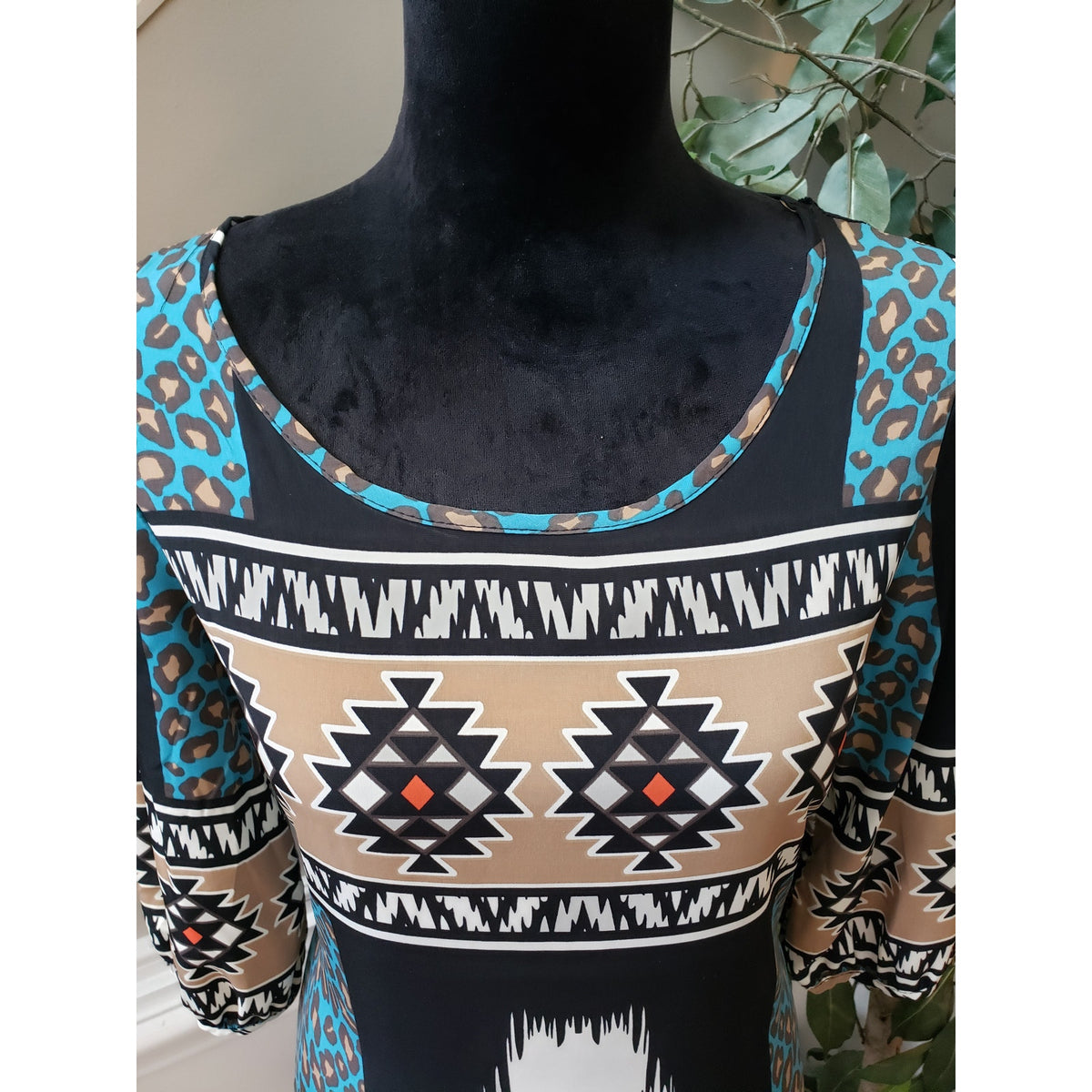 Jay Fit & Flare Dress Women's Small Black White Geometric Round Neck Long Sleeve