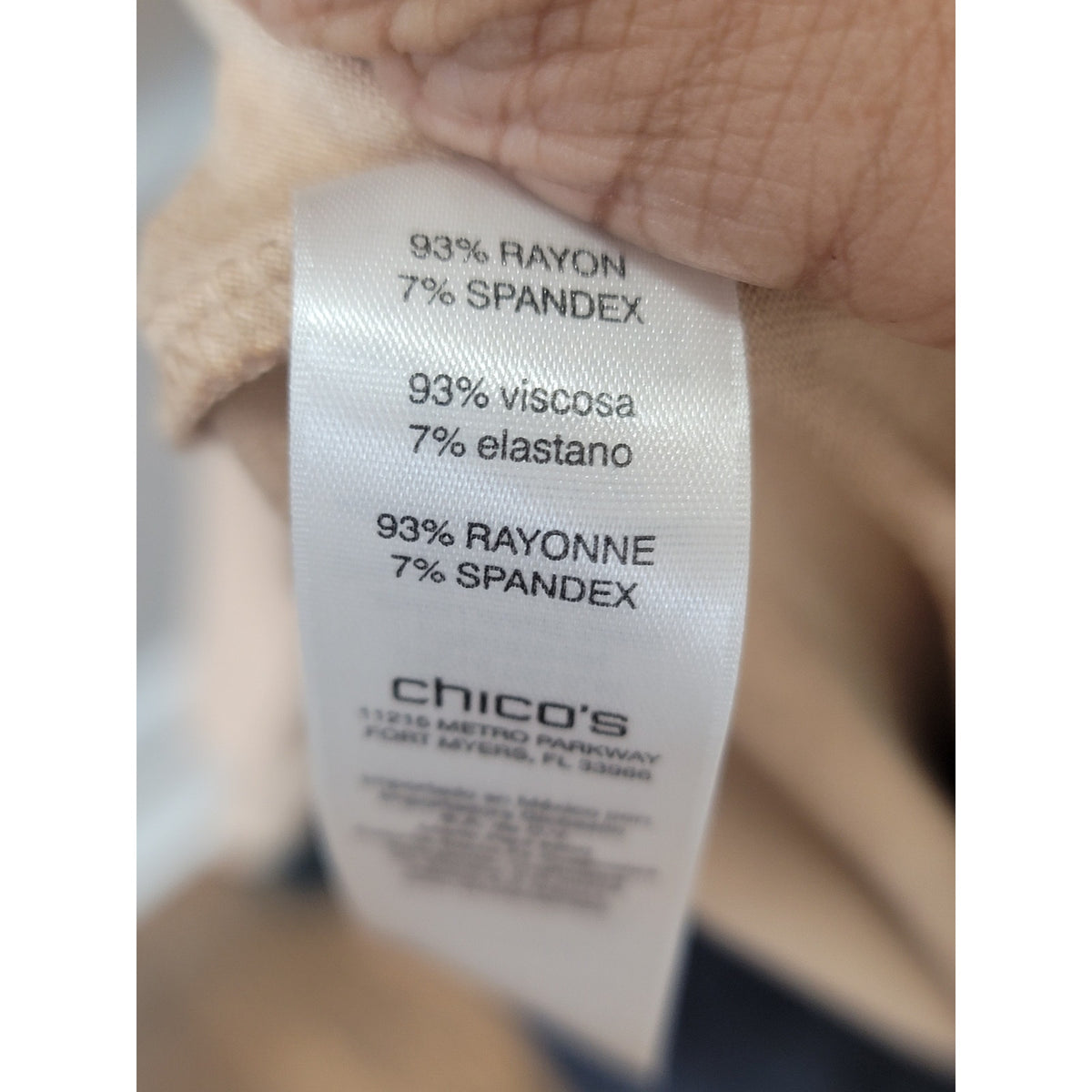 Chico's Top Women's Size 2/L Beige Long Sleeve Stretch Crew Neck Knit Blouse