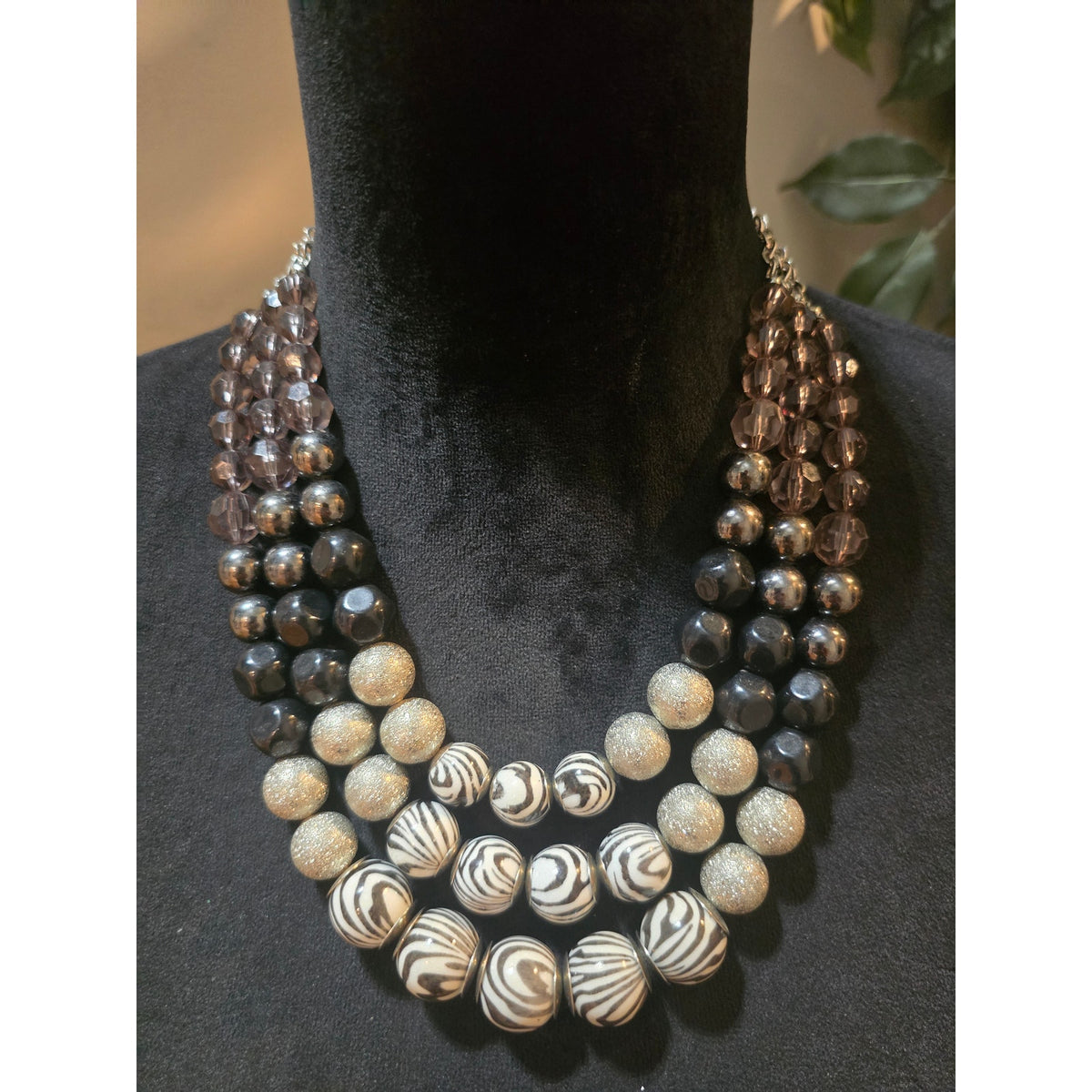Women's Multi Layer Beaded Statement Necklace With Lobster Claw Clasp