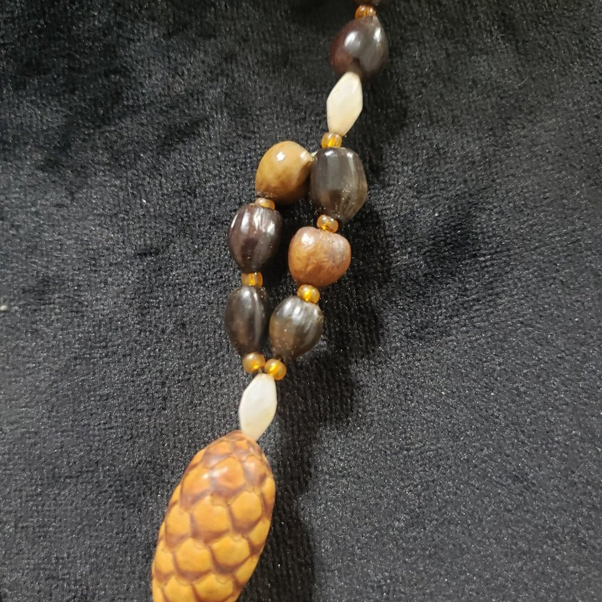 Womens Fashion Black Beads Brown Pendant Collar Necklace