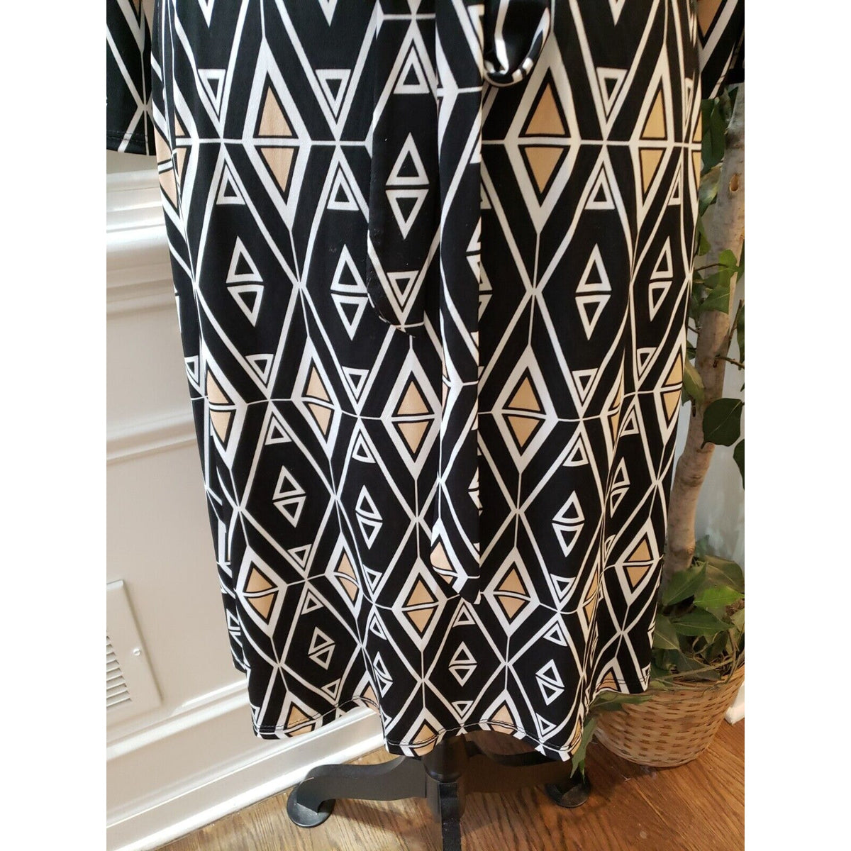 East Adeline Womens Black White Polyester V-Neck 3/4 Sleeve Knee Length Dress 1X