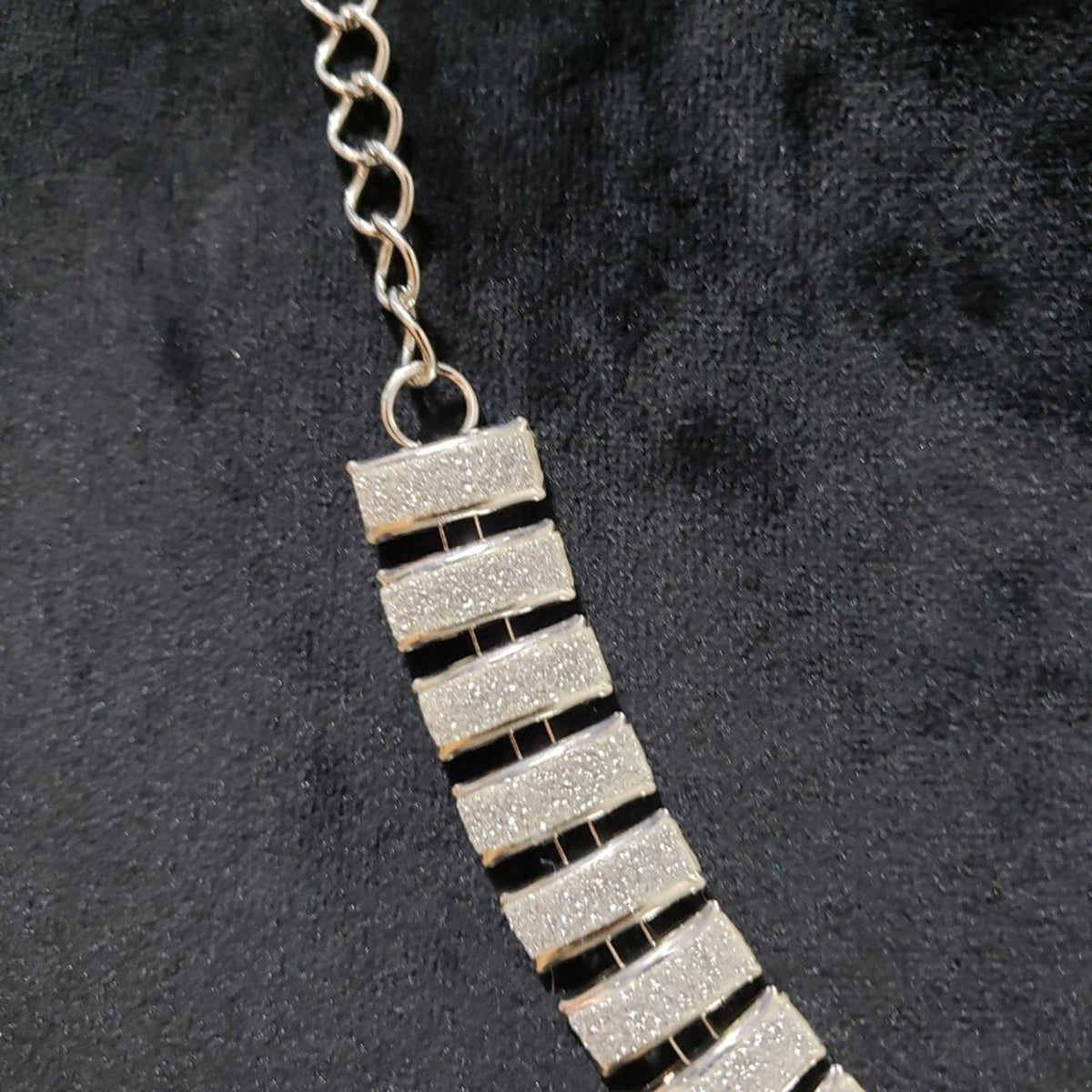 Women Fashion Metal Geometric Chains Iron Alloy Glitter Paper Choker Necklace