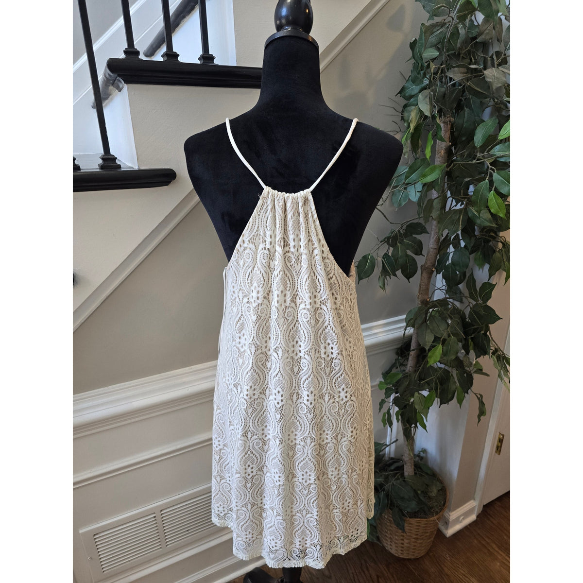 Love J A-Line Mini Dress Women's Large White Crochet Lace Grommet Tie Lined
