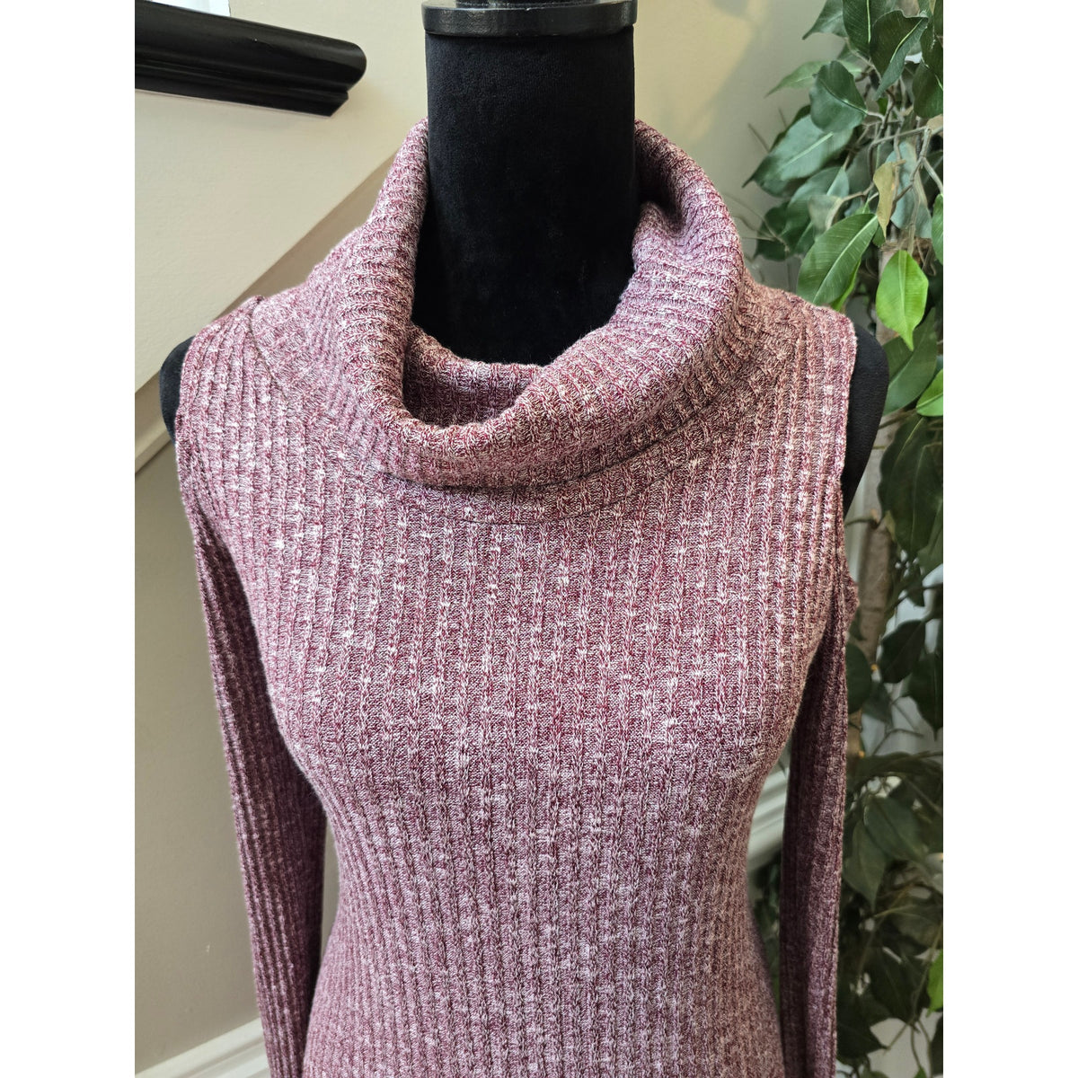 Love Kuza Sweater Dress M Mauve Ribbed Knit Cowl Neck Cold Shoulder Curved Hem