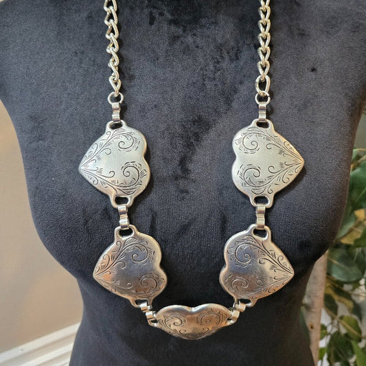 Womens Fashion Silver Tone Heart Shaped Linked Necklace Jewelry with Hook & Eye