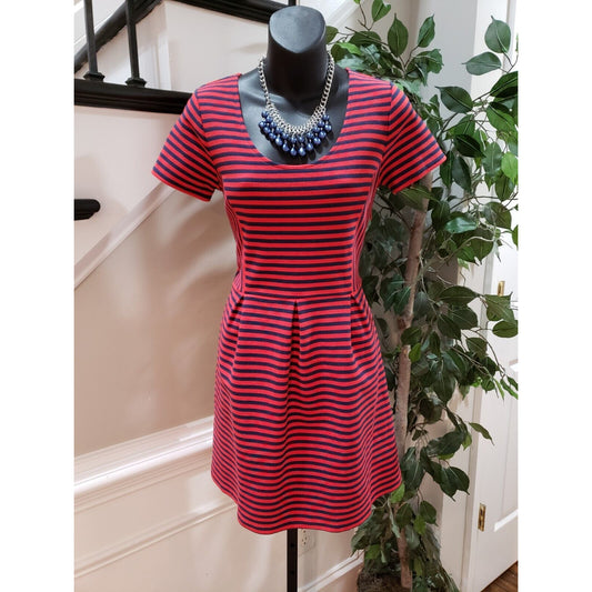 J. Crew Women's Red & Blue Polyester Scoop Neck Short Sleeve Knee Length Dress 4