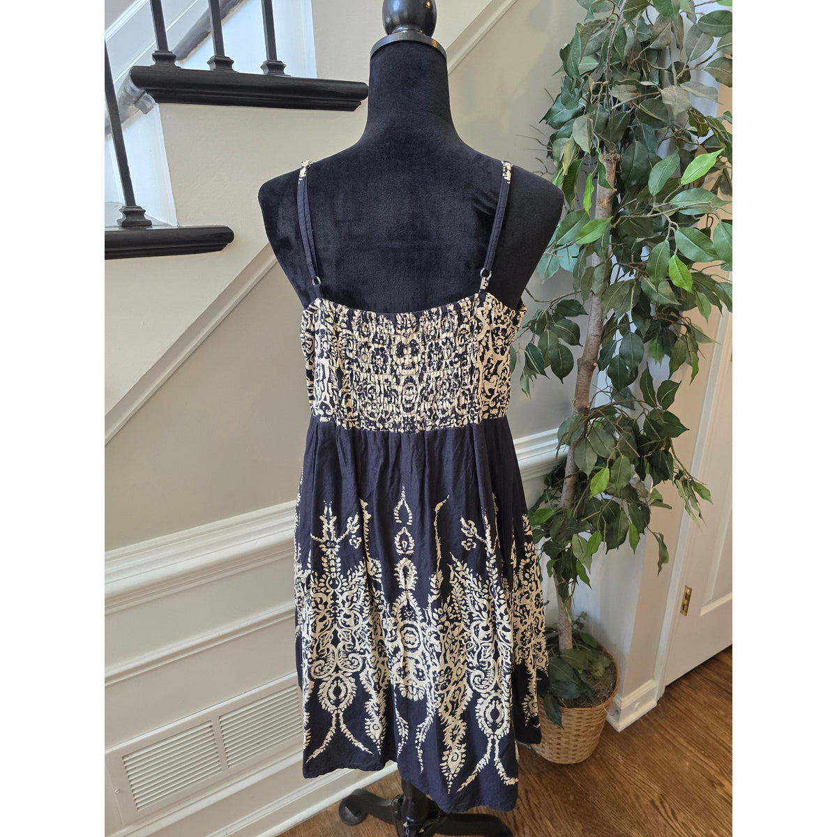 Cassee Mini Dress Women's SZ XL Black Damask Rhinestone Pleated Spaghetti Strap