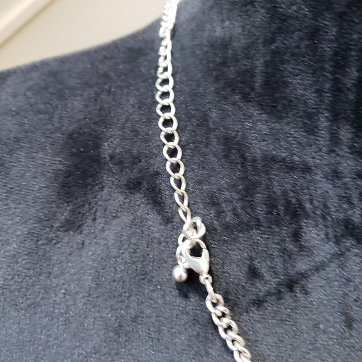 Womens Black White Beaded Silver Tone Chain Necklace Jewelry with Lobster Clasp
