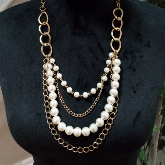 Women Fashion Chunky Freshwater Pearl Beaded Layered Necklace with Lobster Clasp