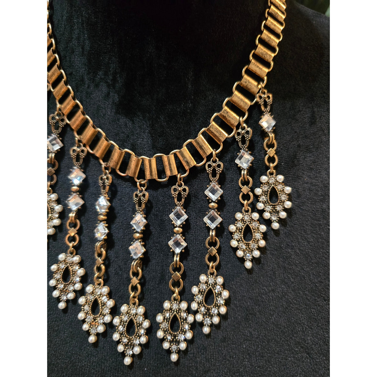 Women's Gold Tone Statement Necklace Clear Rhinestone Faux Pearl Dangle Chain