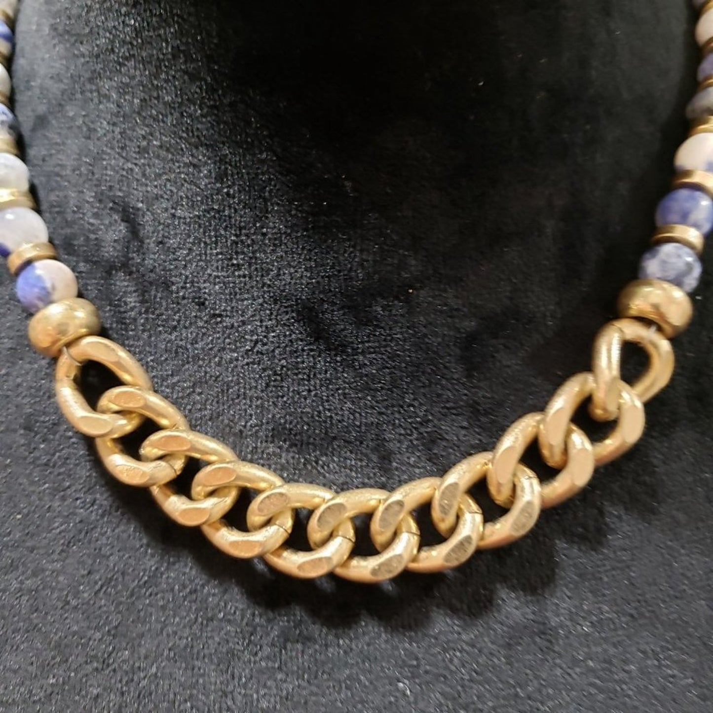Womens Fashion Sodalite Stone and Chunky Chain Necklace with Lobster Clasp