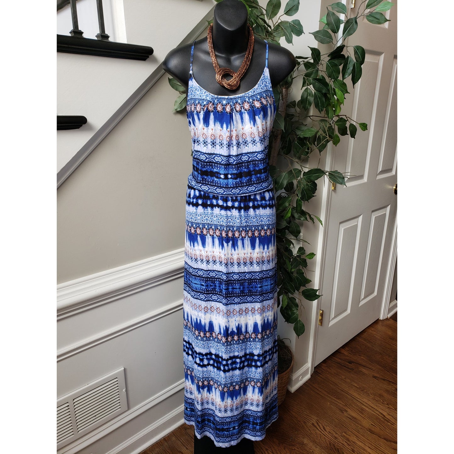 Rouge Long Maxi Dress Women's Size 2X Blue & White Strap Scoop Neck Sleeveless