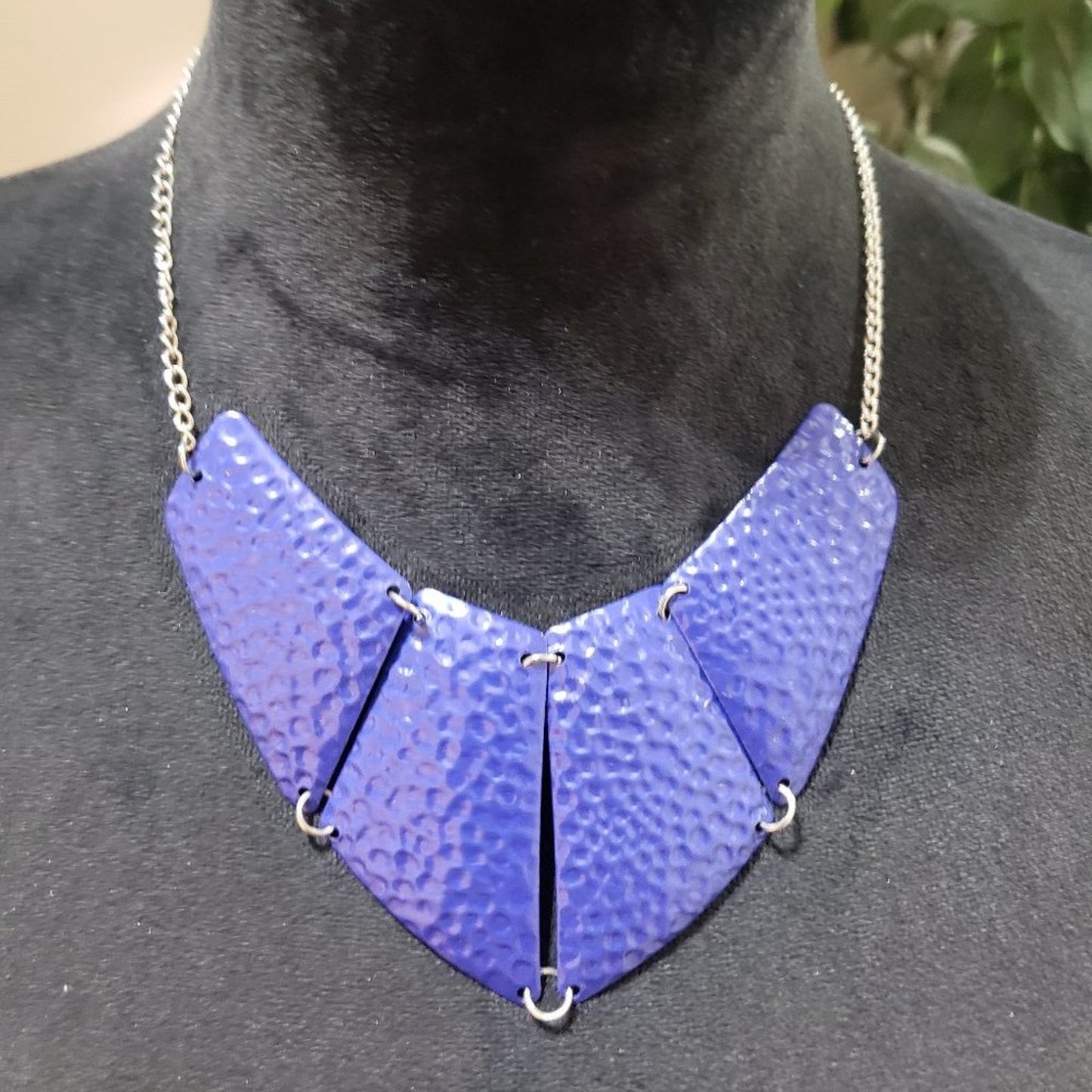 My Style Womens Fashion Blue Color Hammered Metal Collar Necklace with Lobster