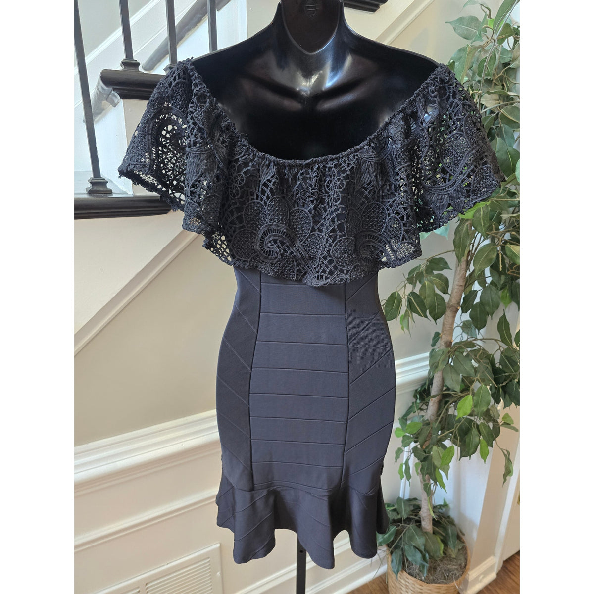 Kesses Bandage Dress Women's Chest Sz M Black Padded Crochet Lace Flounce Hem