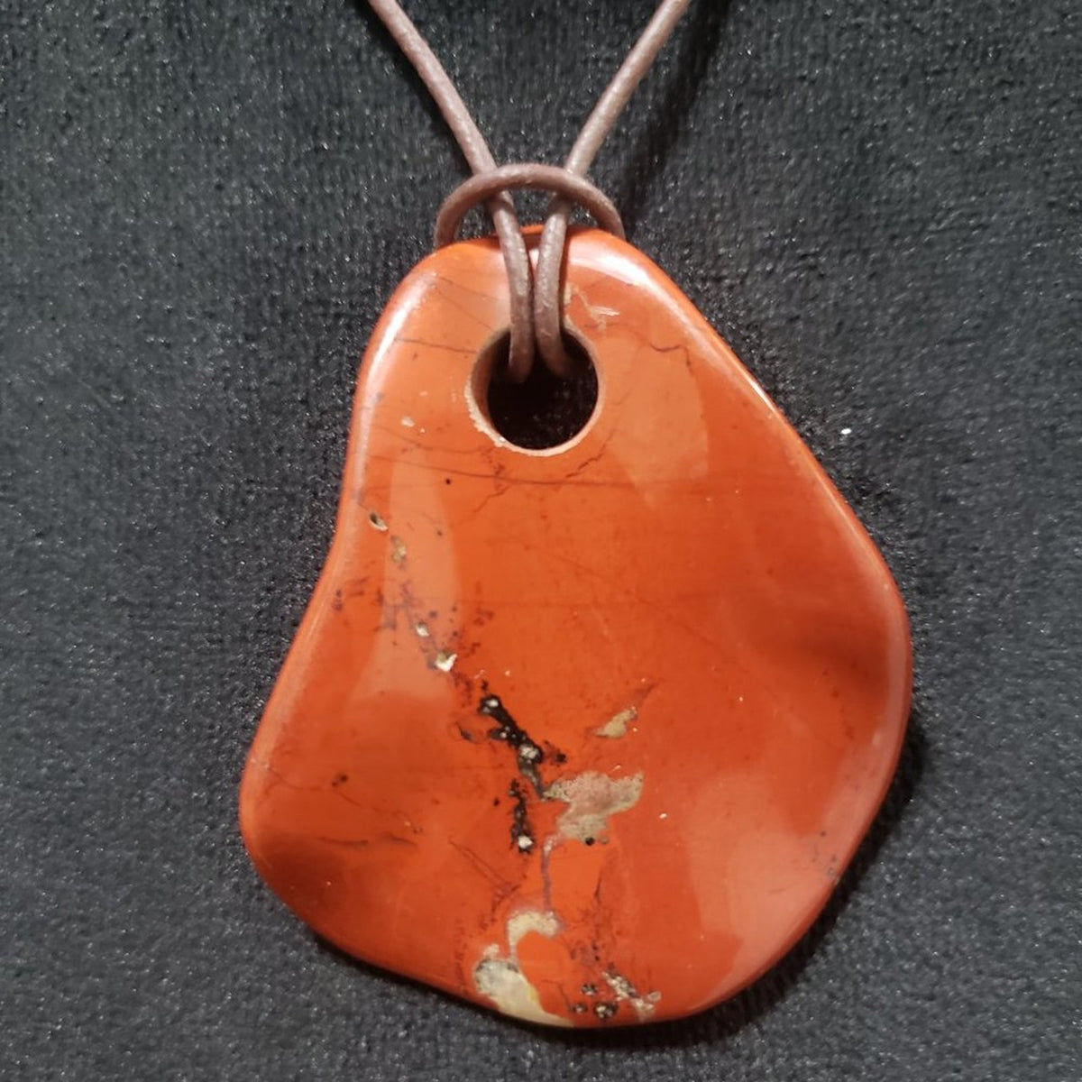 Women Fashion Elegant Red Jasper Stone Bead Freeform Pendant Collar Necklace