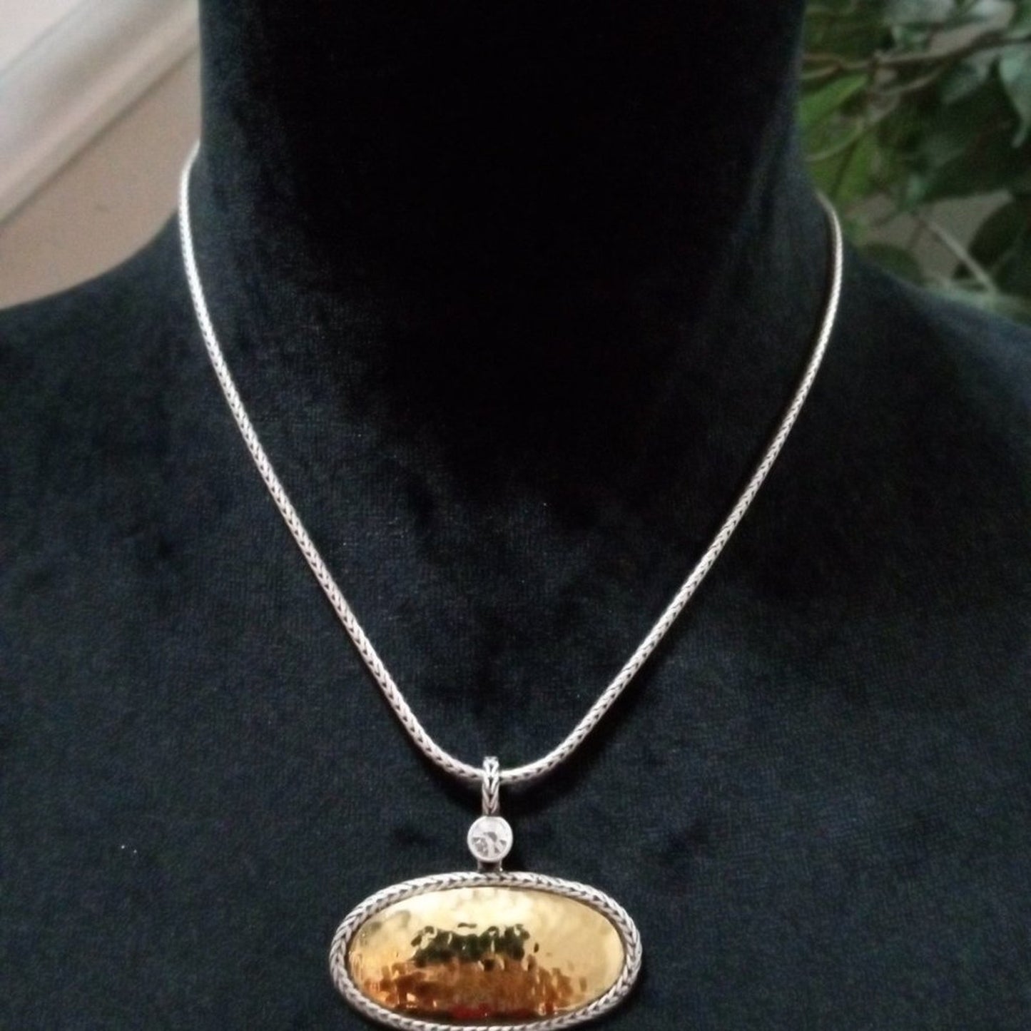 Womens Fashion Boho Style Chunky Gold Tone Hammered Cabochon Pendant Necklace
