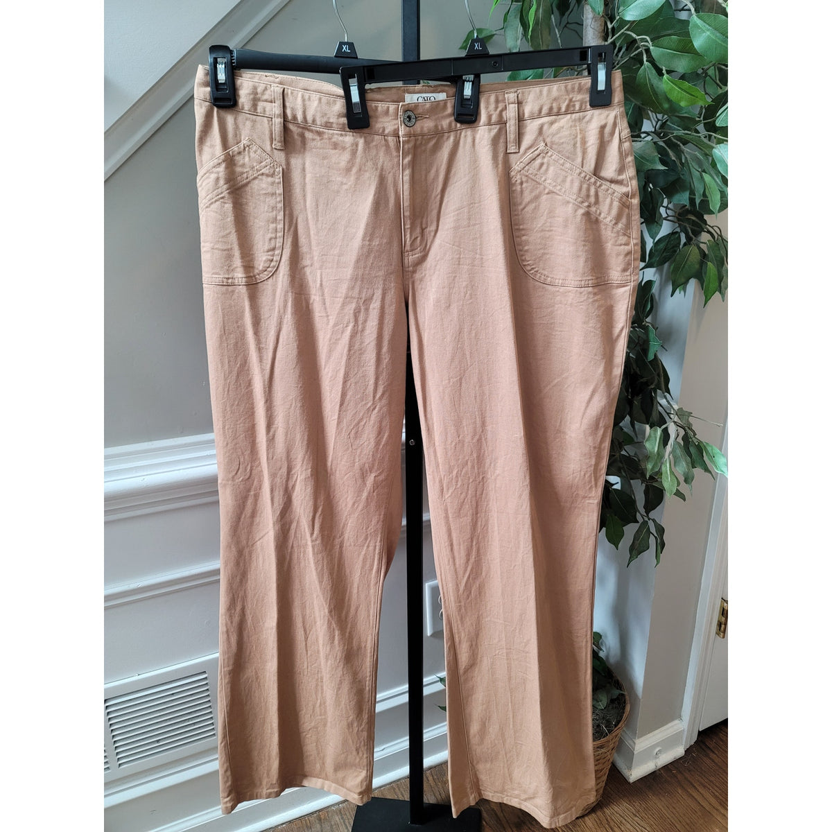 Cato Straight Leg Pants Women's Size 18W Tan Curved Patch Pockets High Rise