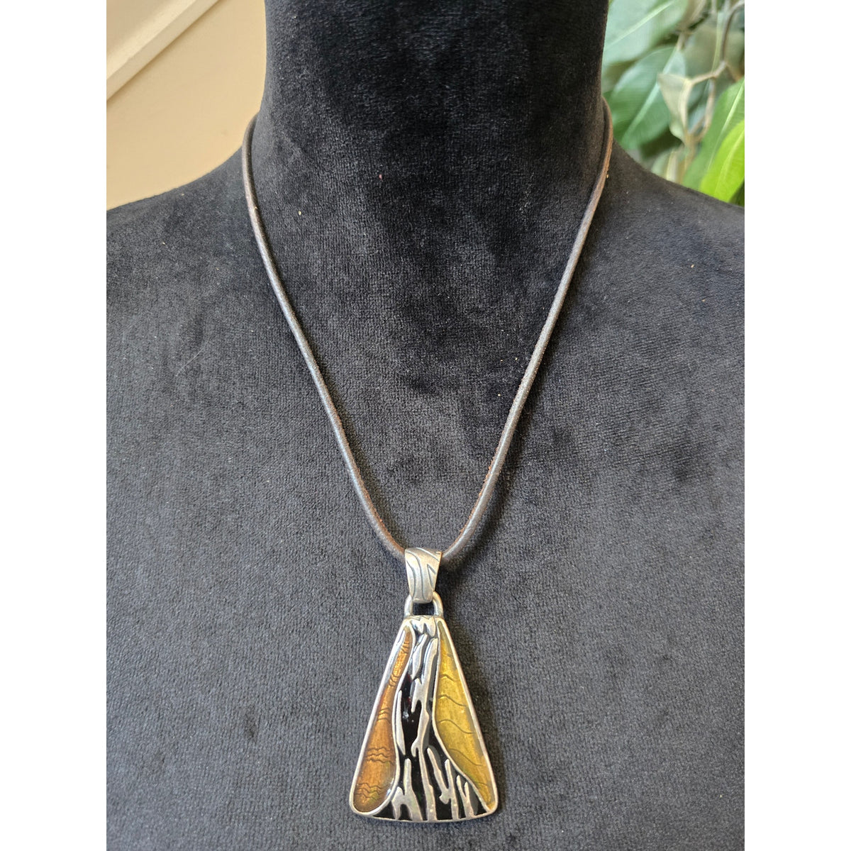 Chico's Women Abstract Triangle Pendant Necklace Mixed Metal Artisan Jewelry