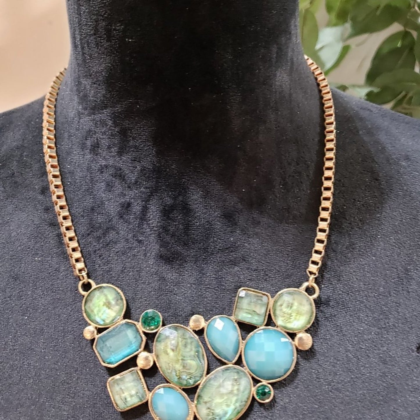 Women Fashion Multi Mother Stone Box Chain Statement Necklace with Lobster Clasp