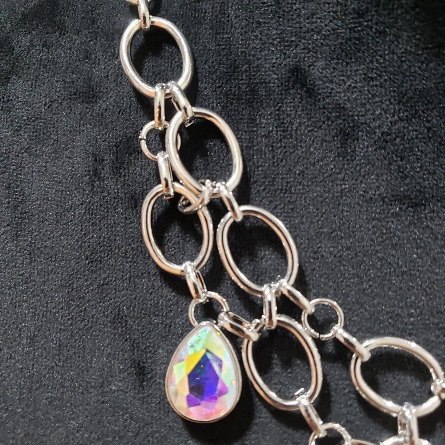 Show Stopping Shimmer Iridescent Gunmetal & Multi Oil Spill Rhinestones Necklace