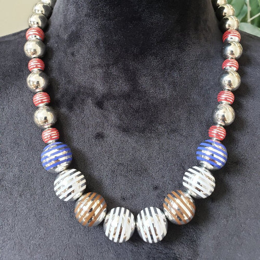 Vintage Womens Fashion Silver Tone Round Beaded Necklace Jewelry