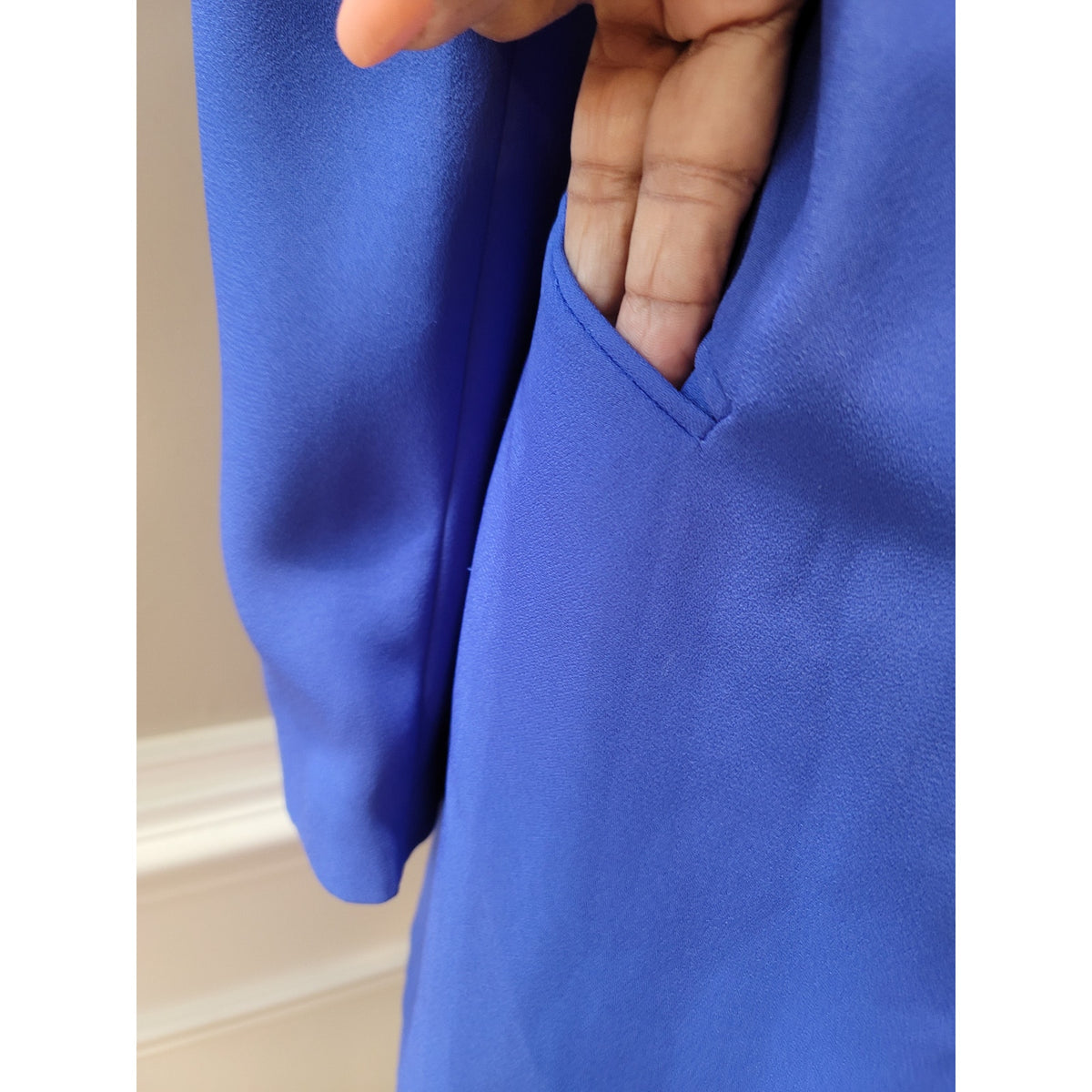 Justin Taylor Skirt Suit Women's SZ 8 Blue Button Front Fully Lined Welt Pockets