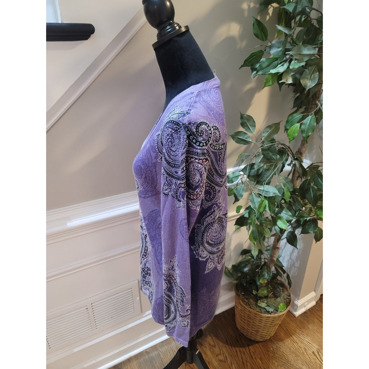 Chico's Cardigan Sweater Women's Size 1/M Purple Paisley V-Neck Long Sleeves