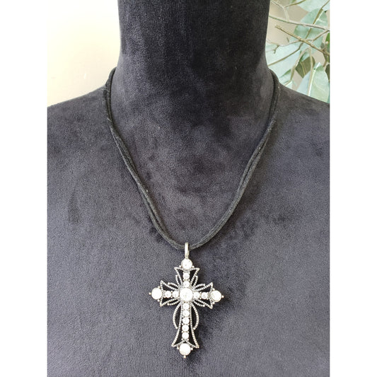 Cookie Lee Womens Silver Rhinestone Blingy Cross Pendant Necklace with Lobster