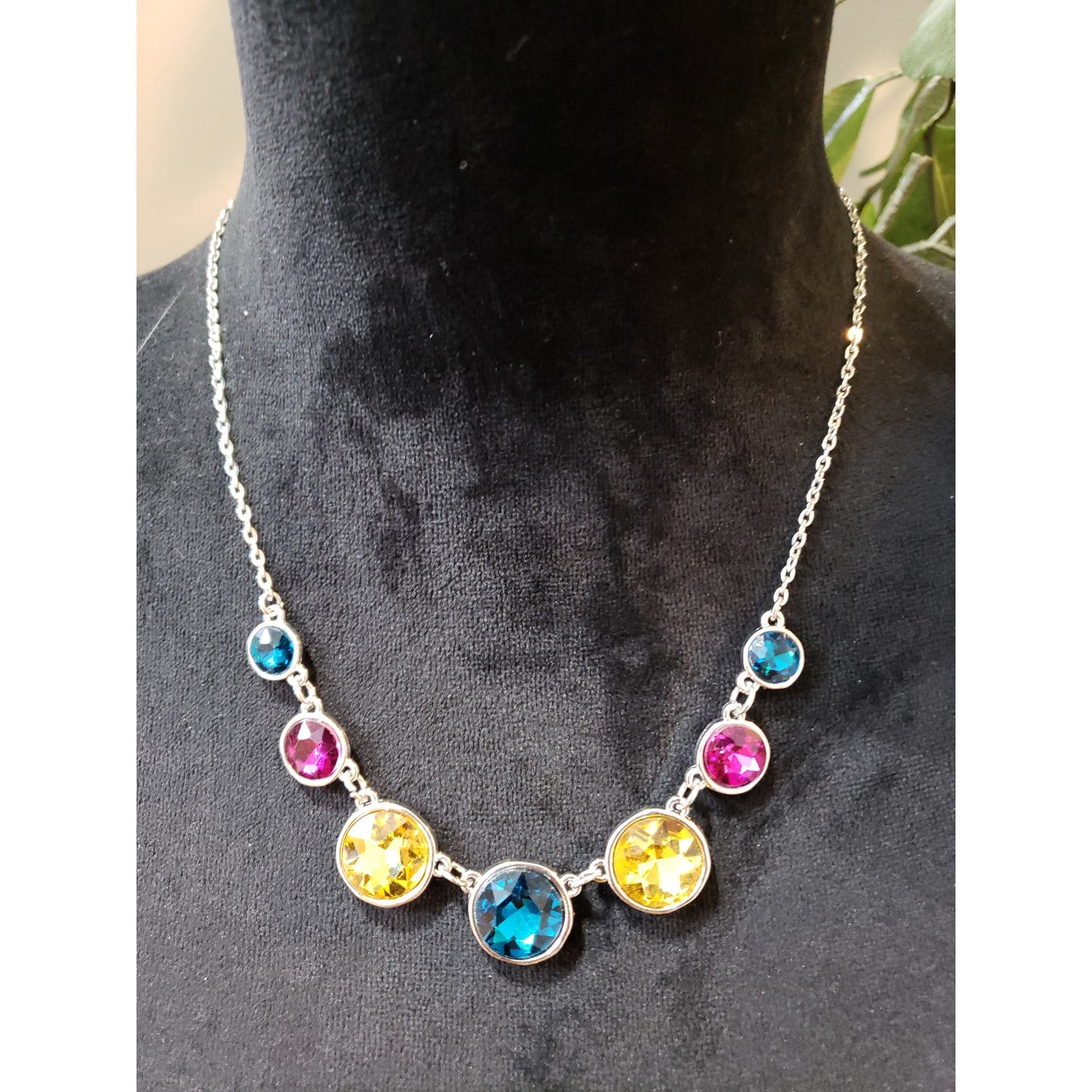 Women Silver Multi-Color Gem Necklace Vibrant Statement Crystal Fashion Jewelry