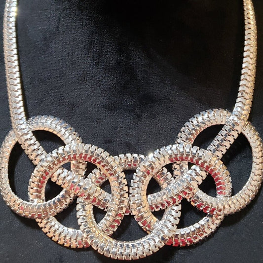 Womens Fashion Silver Serpentine Twisted Discs Statement Bib Necklace w/ Lobster