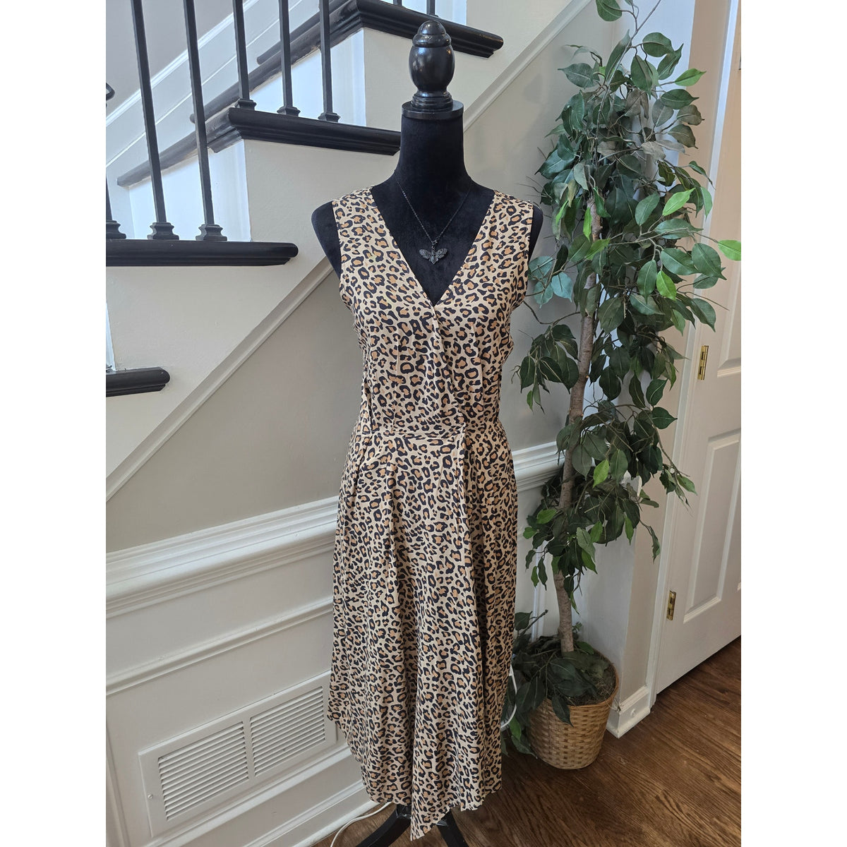 Beachlunchlounge Midi Dress Women Large Black/Brown Leopard Print V-Neck Pleated