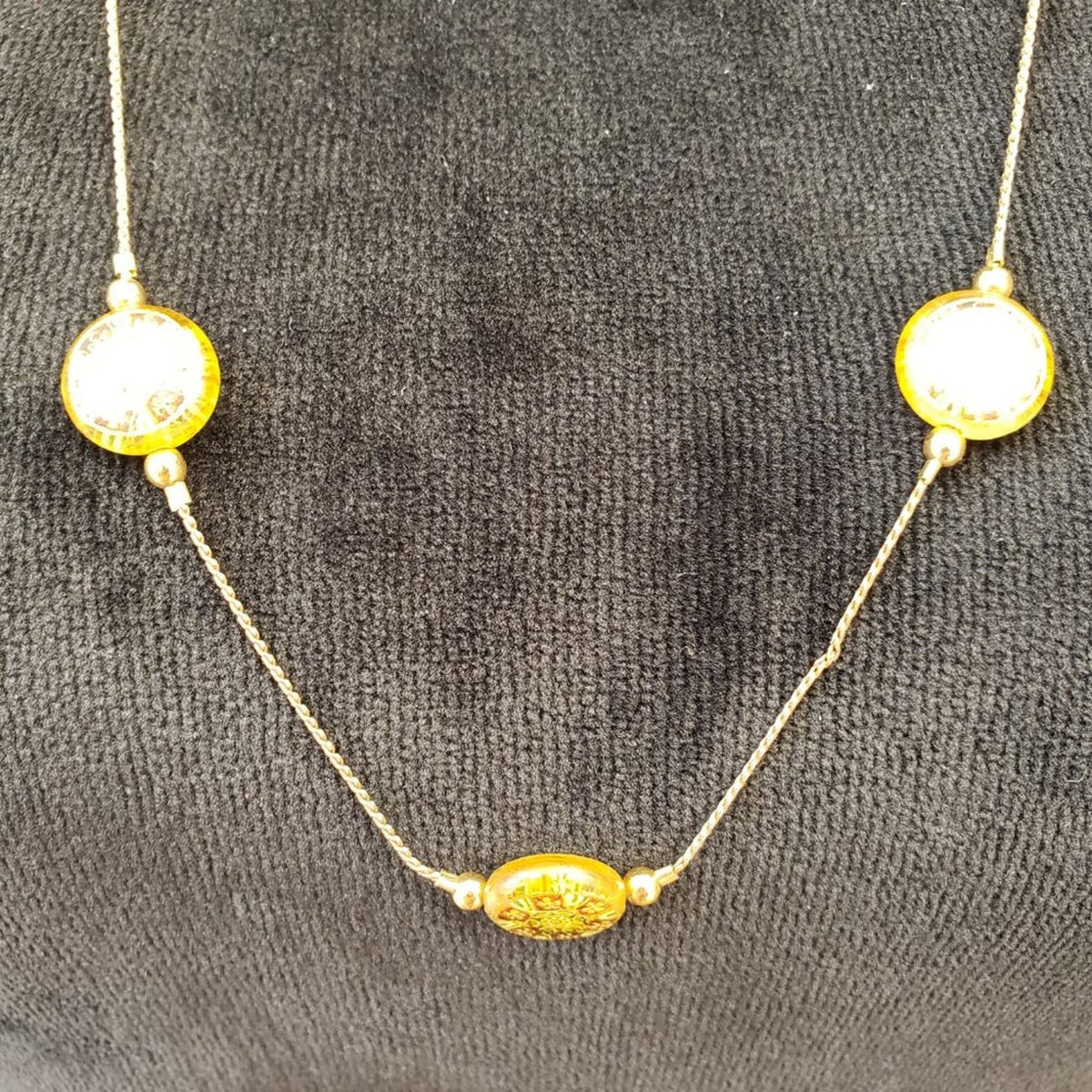 Womens Fashion Yellow Amber Beads Gold Tone Station Necklace Spring Ring Clasp