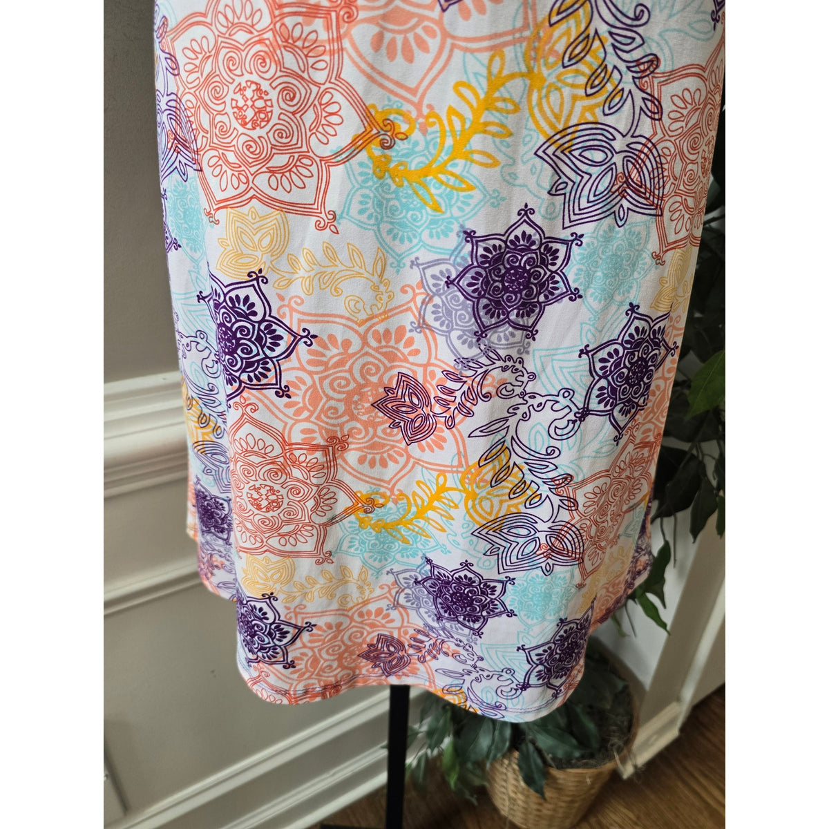 Lola A-Line Dress Womens SZ XS Multicolor floral Criss-Cross Straps Empire Waist