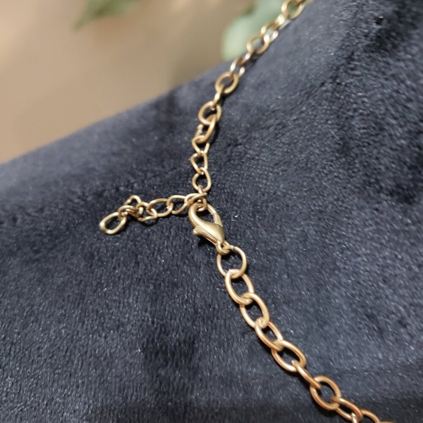 Womens Fashion Gold Tone Tiered Leaf Charm Chain Necklace with Lobster Clasp