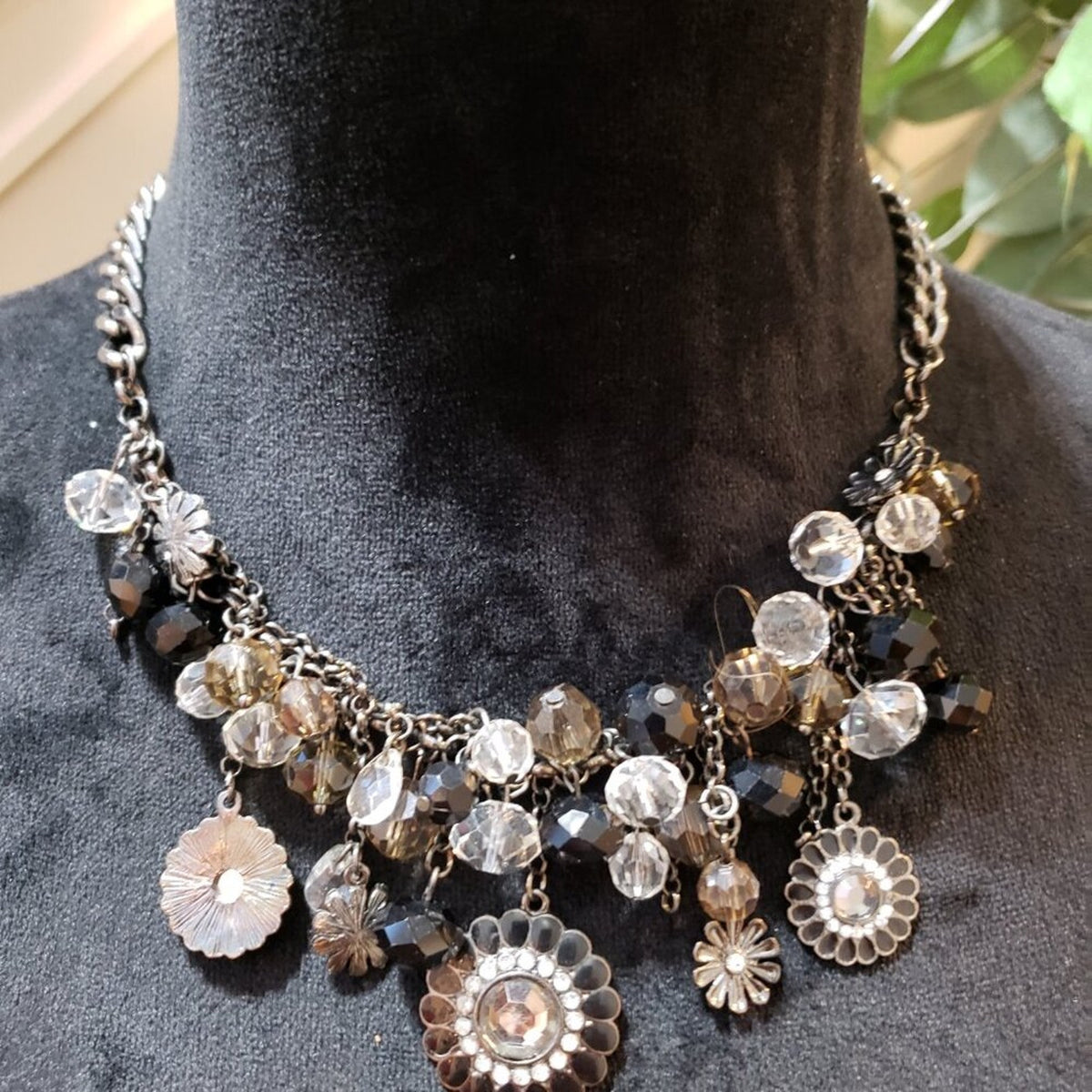 Womens Fashion Black Clear Crystal Silver Tone Chain Necklace with Lobster Clasp